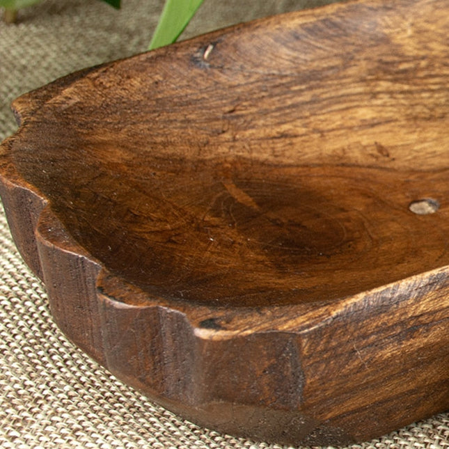 Håndlaget økologisk såpeskål i tre