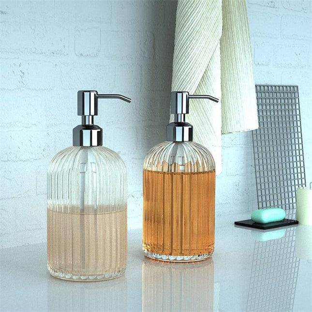 Såpedispenser i klart, rillet glass